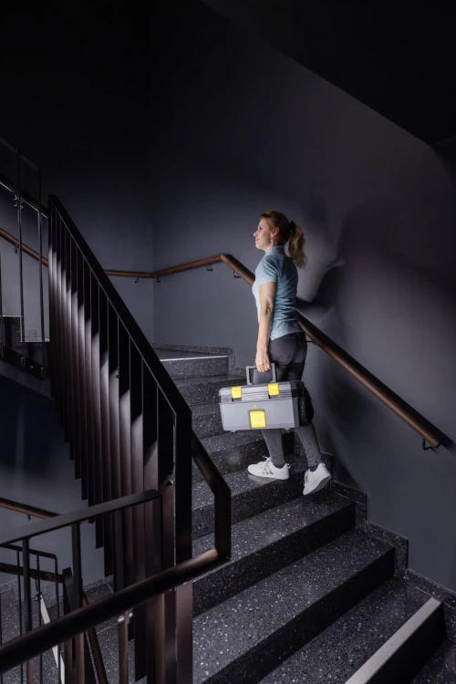SG_4_2_classic_stairwell_app_04_CI20-300_dpi.jpg