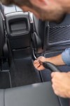 Flexible_nozzle_car_cleaning_center_console_app_02_CI20-Thumbnail.jpg