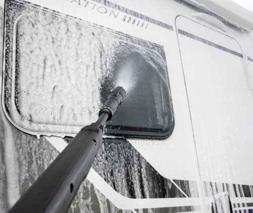 G_145_Q_Power_Control_simplified_HGapp_Caravan_02_CI20-150_DPI.jpg