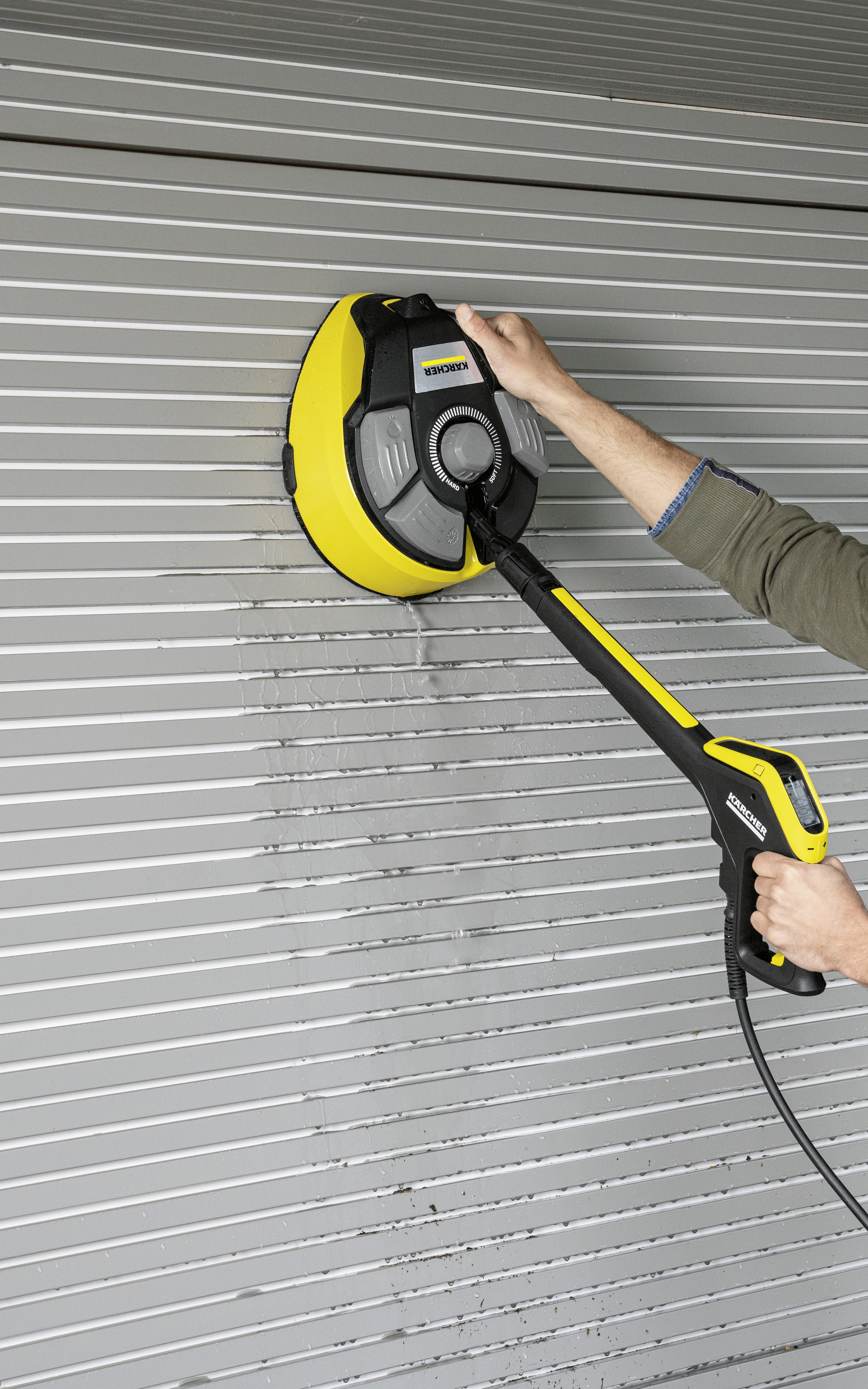 T_7_Plus_garage_door_app_04_CI20-150_DPI.jpg